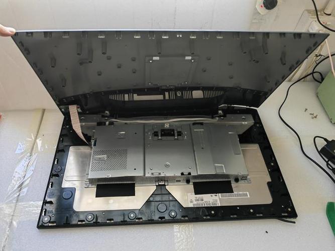dell显示器如何拆开