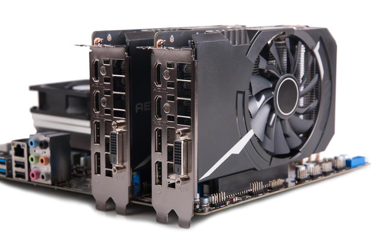 哪些ATI显卡带双DVI接口