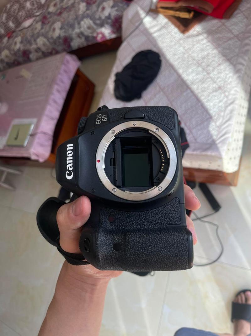 佳能851.8用在半幅机上怎样?