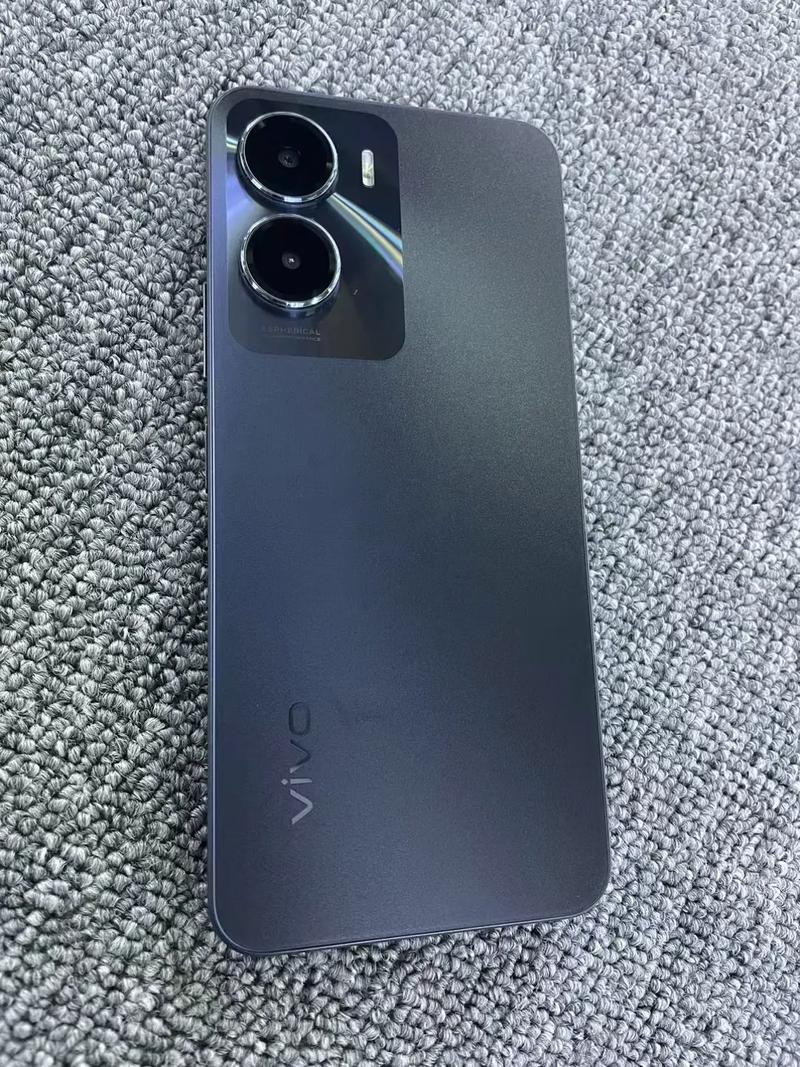 vivoy35多少瓦闪充