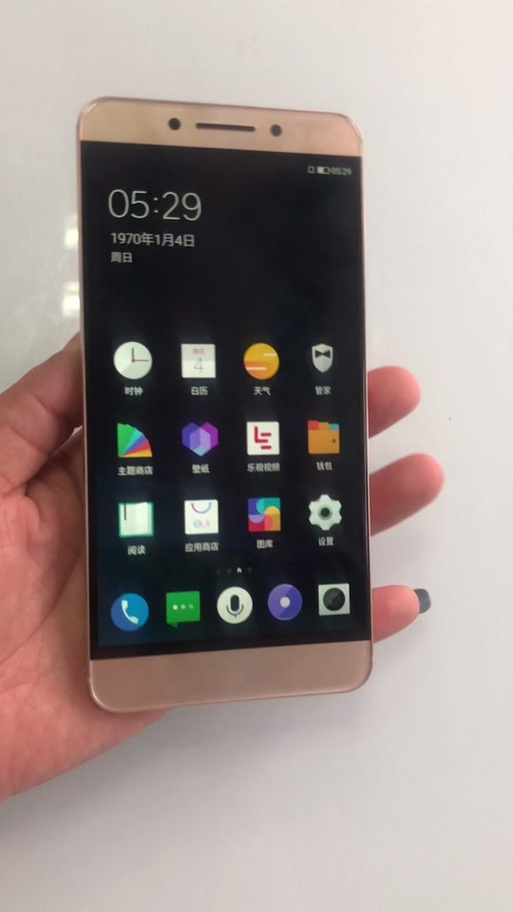 乐Pro3双摄AI生态版比标准版贵在哪?