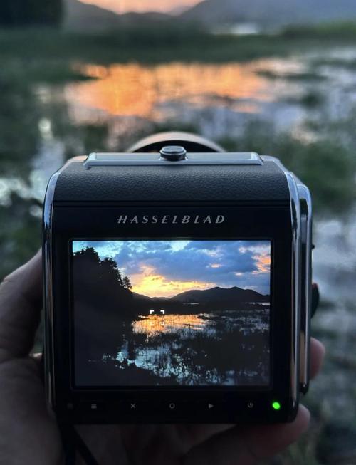 哈苏取景器45和90比较