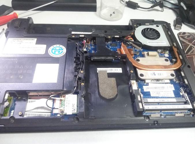 联想电脑主板电池在哪里?