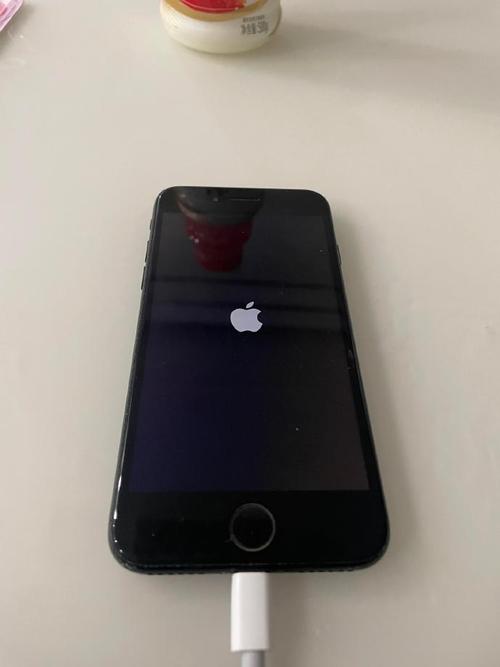 iphone开机画面有区别吗?