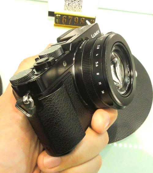 松下gx1和索尼rx100ii哪个好?