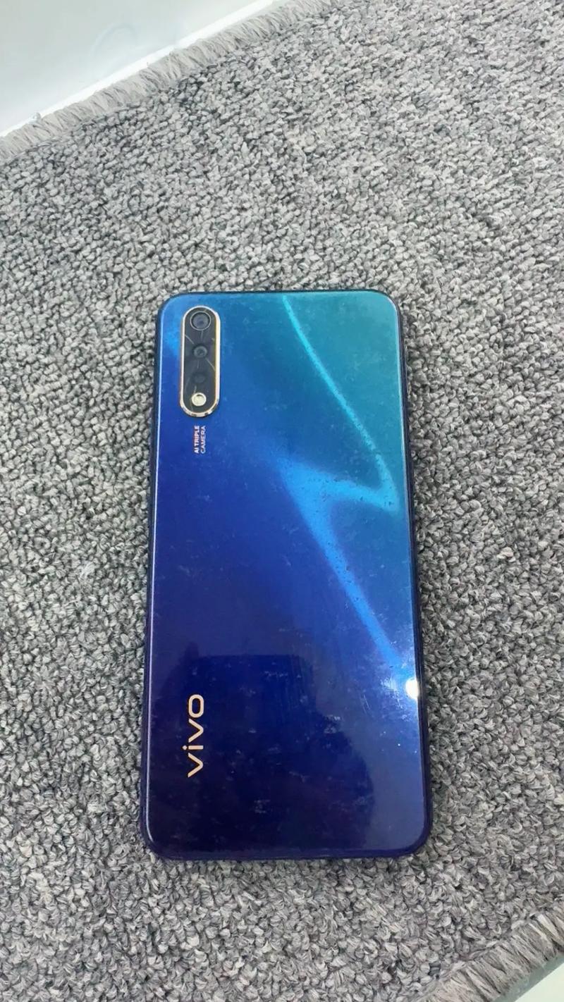 vivoy7s内存卡怎么用