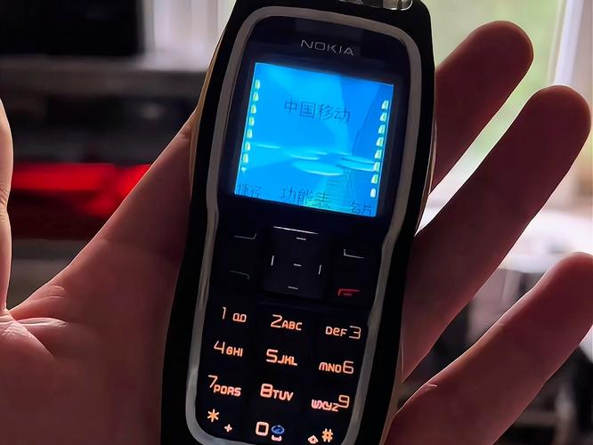 请问诺基亚3220手机自带的QQ程序月上QQ怎么收费的?联通卡