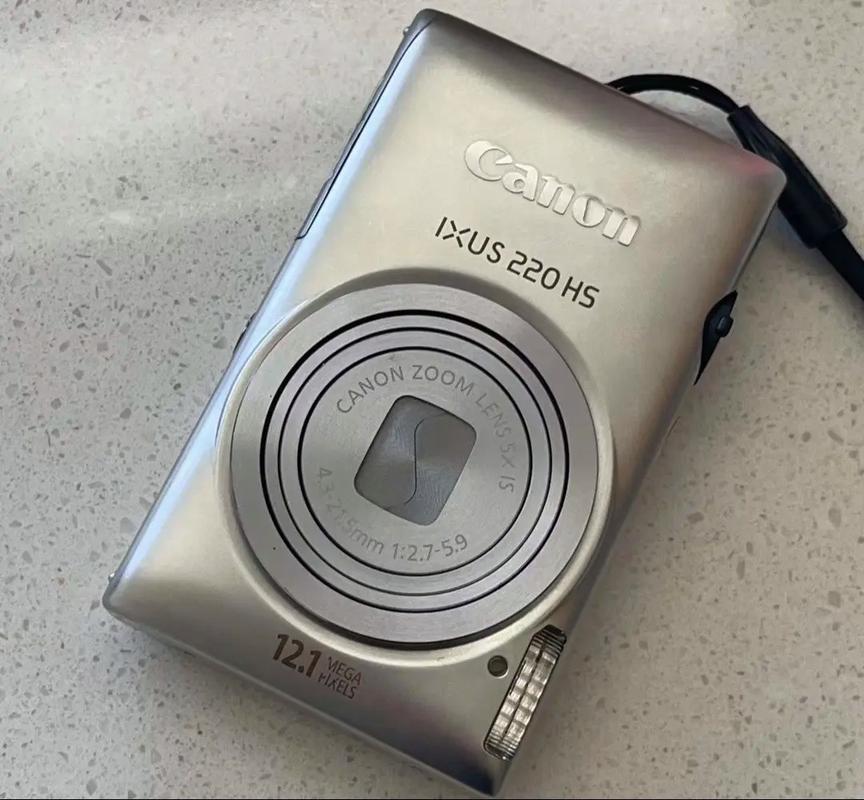 卡片机和单反哪个好