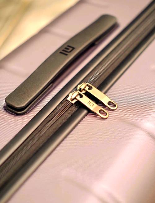 小米行李箱怎么样?2024最新小米旅行箱选购指南