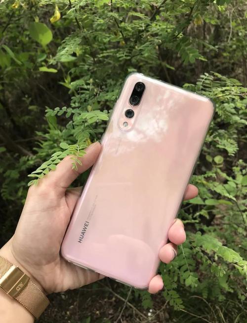 华为p20pro好还是荣耀v20好?