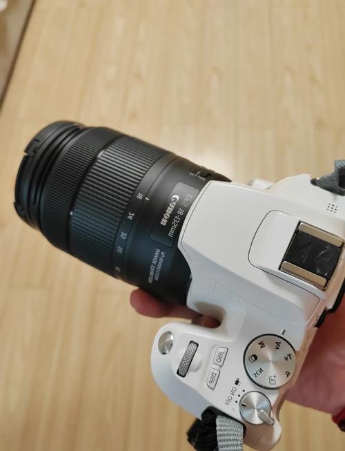 佳能200d配什么镜头