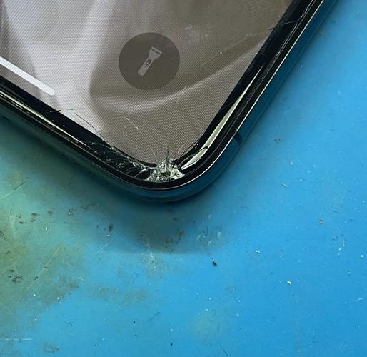 iphonex外屏碎了有必要换吗