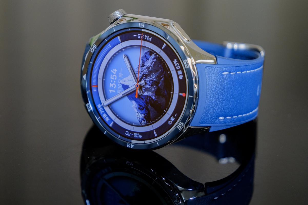 智能手表的不同版本在功能上有什么区别?