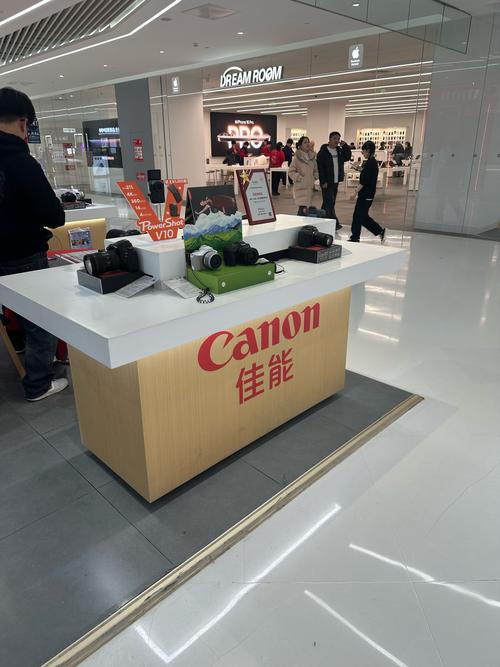 青岛有尼康和佳能的专卖店吗`?