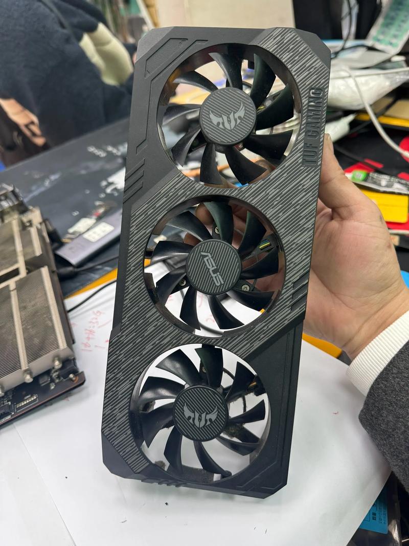 显卡风扇发出异常响声的可能原因和解决办法