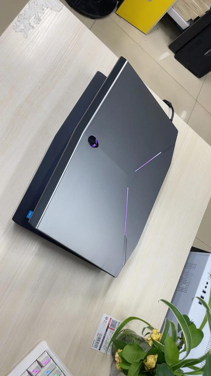 什么是外星人笔记本-外星人