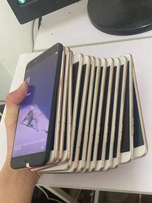 我想把一部oppor9卖掉可以卖多少钱,有发票