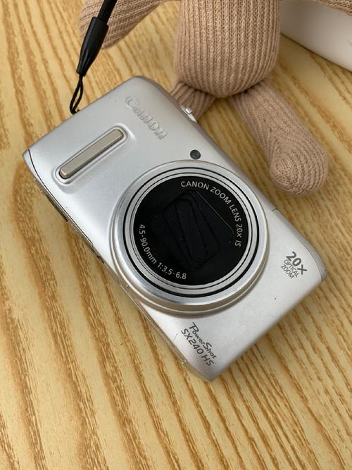 佳能sx240hs跟sx260hs哪款更值得买呢?麻烦具体说说