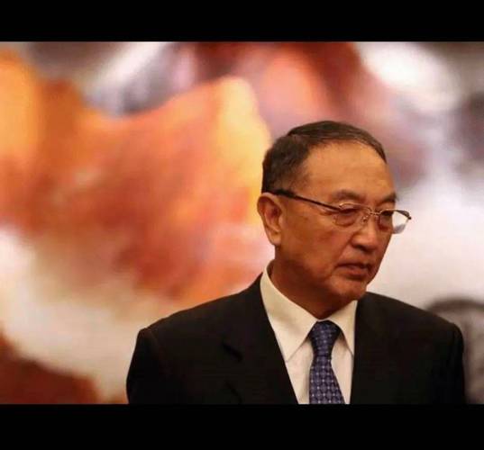 联想柳传志做了什么导致形象崩塌?