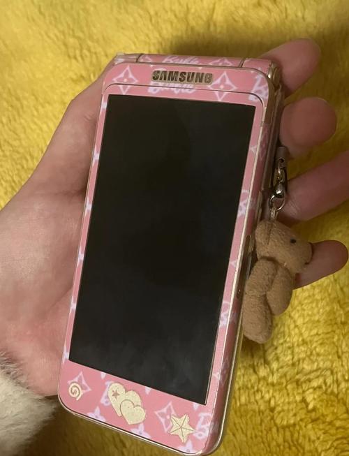 三星W2017参数配置、功能介绍及上市时间