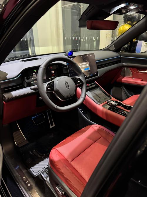 m3与m5青春版开孔位区别