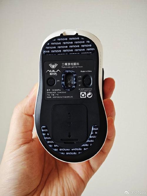 狼蛛SC900Pro测评:三秒换电+8K回报率,它重新定义了「无线鼠标」的自由感...