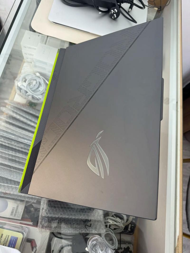 18寸电脑的长宽是多少