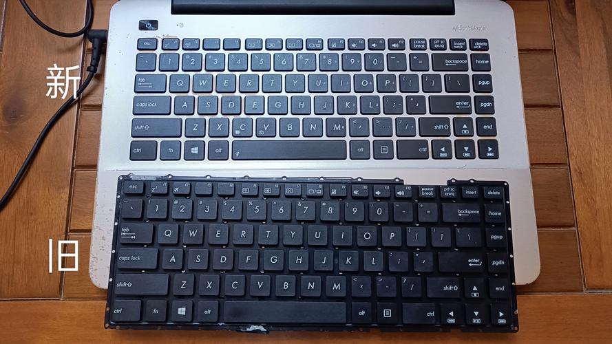 华硕笔记本V4000FJ有没有数字小键盘?