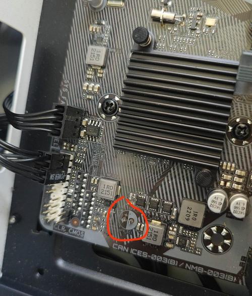 单纯显卡电容爆了,找修无线电的焊能行吗?