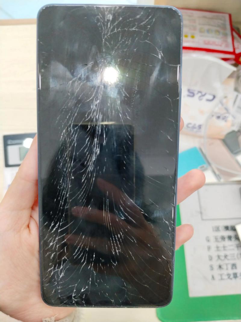 荣耀V8换屏幕多少钱