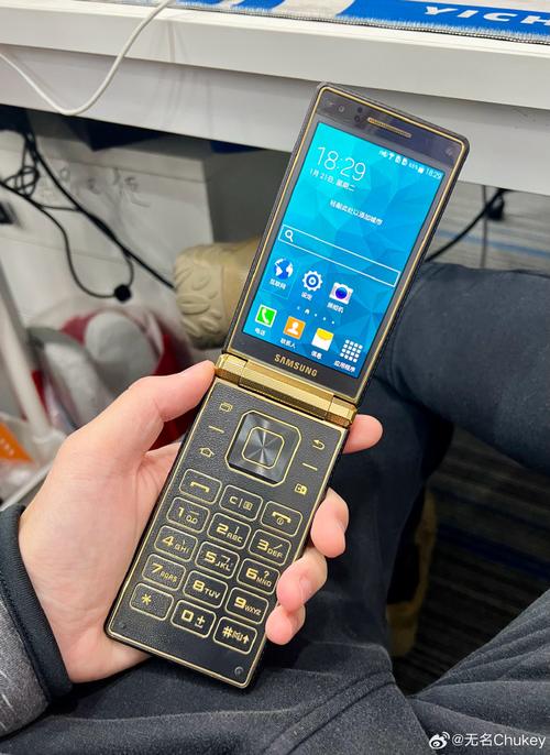 三星平板GT-N8000开不了机插充电器显示下图!貌似也充不上电什么情况?自...