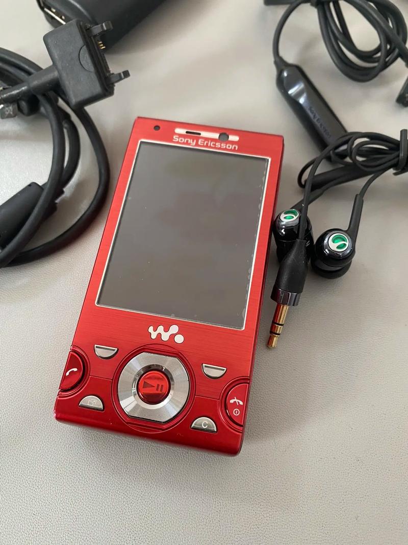 索尼爱立信w320c怎么下载主题