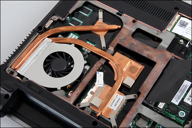 神舟笔记本电脑的内存条在哪个位置神舟优雅Hp500