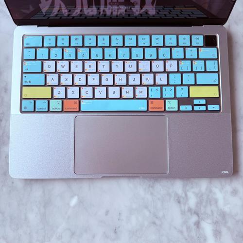 笔记本键盘膜有必要吗,键盘膜对电脑的危害有哪些?