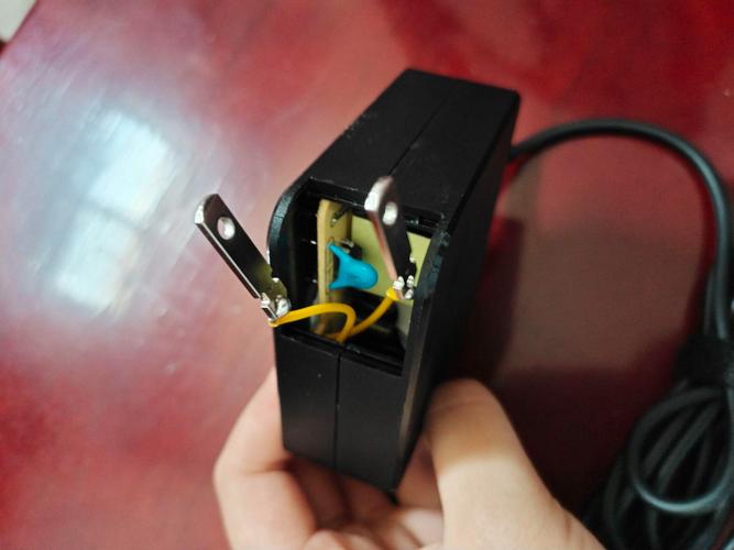 笔记本电脑适配器是什么笔记本电脑的电源适配器是否笔记本的...