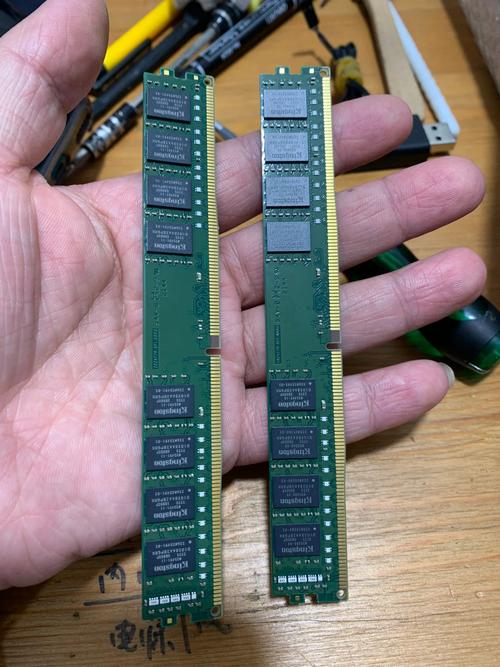 金邦的内存和金士顿的内存哪个更好一些
