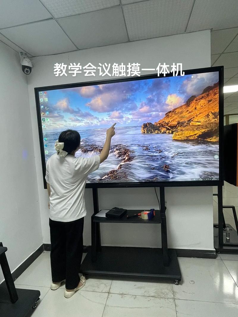 电脑一体机能当显示器用吗?