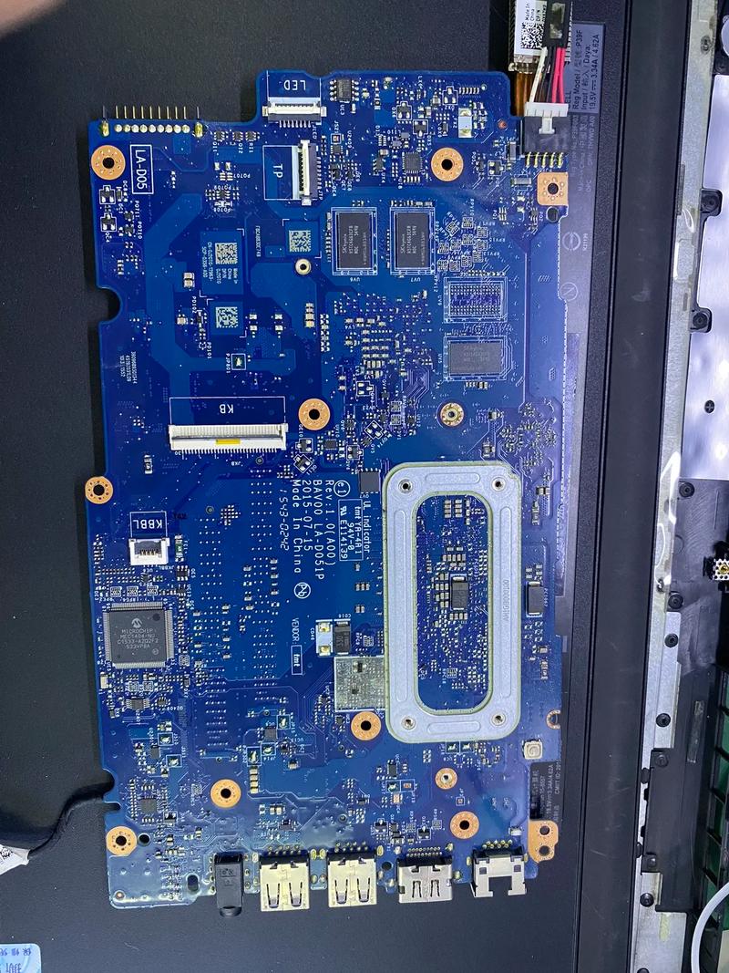 dell笔记本显卡怎么拆下来