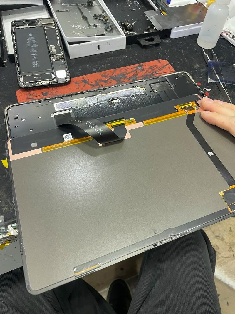 苹果平板坏了维修要多少钱?