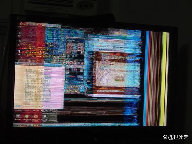 笔记本显示屏花屏,外接显示器正常,是怎么回事