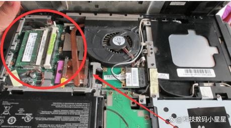 联想s110上网本如何拆机,想升级内存,如何拆机。