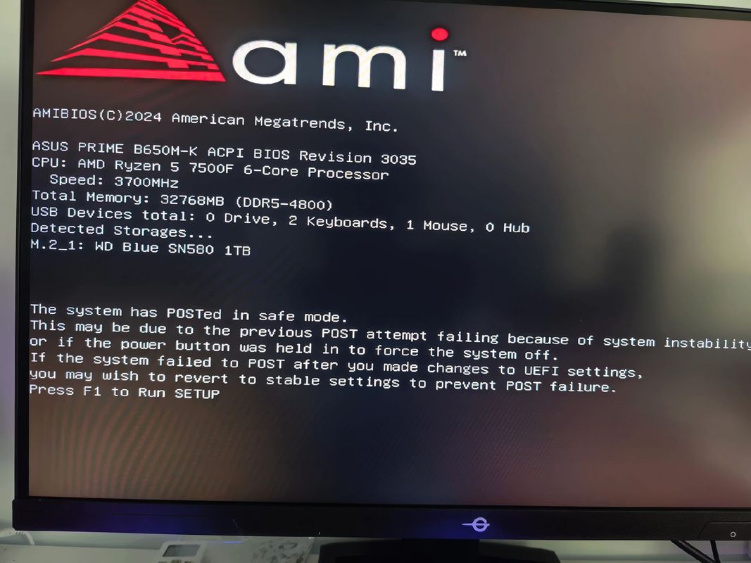 华硕笔记本开不了机了,电源灯也不亮,摁开机键没反应,怎么办啊,求大神解...