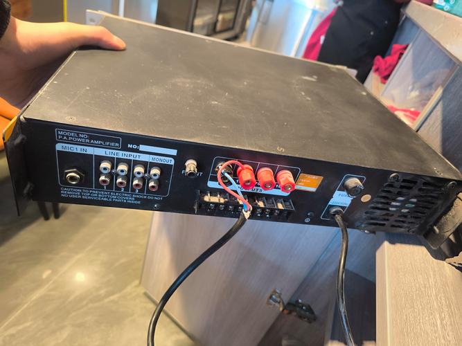 功放机如何连接电脑?哪位有经验?