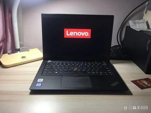 联想笔记本电脑开机键是f12吗?