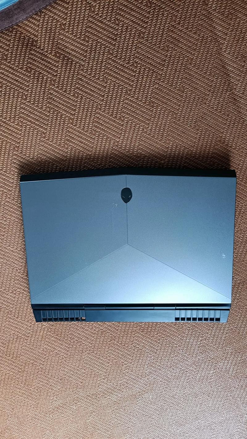 戴尔外星人笔记本一般寿命能持续10年吗,还有硬件坏了的怎么办