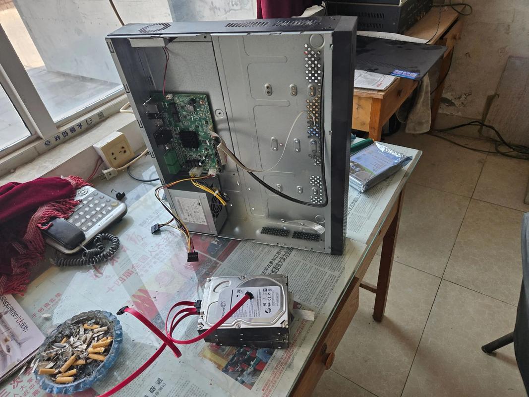 三星530U3B重新分区,冲新装了系统,混合硬盘变成两块独立硬盘了,如何变...