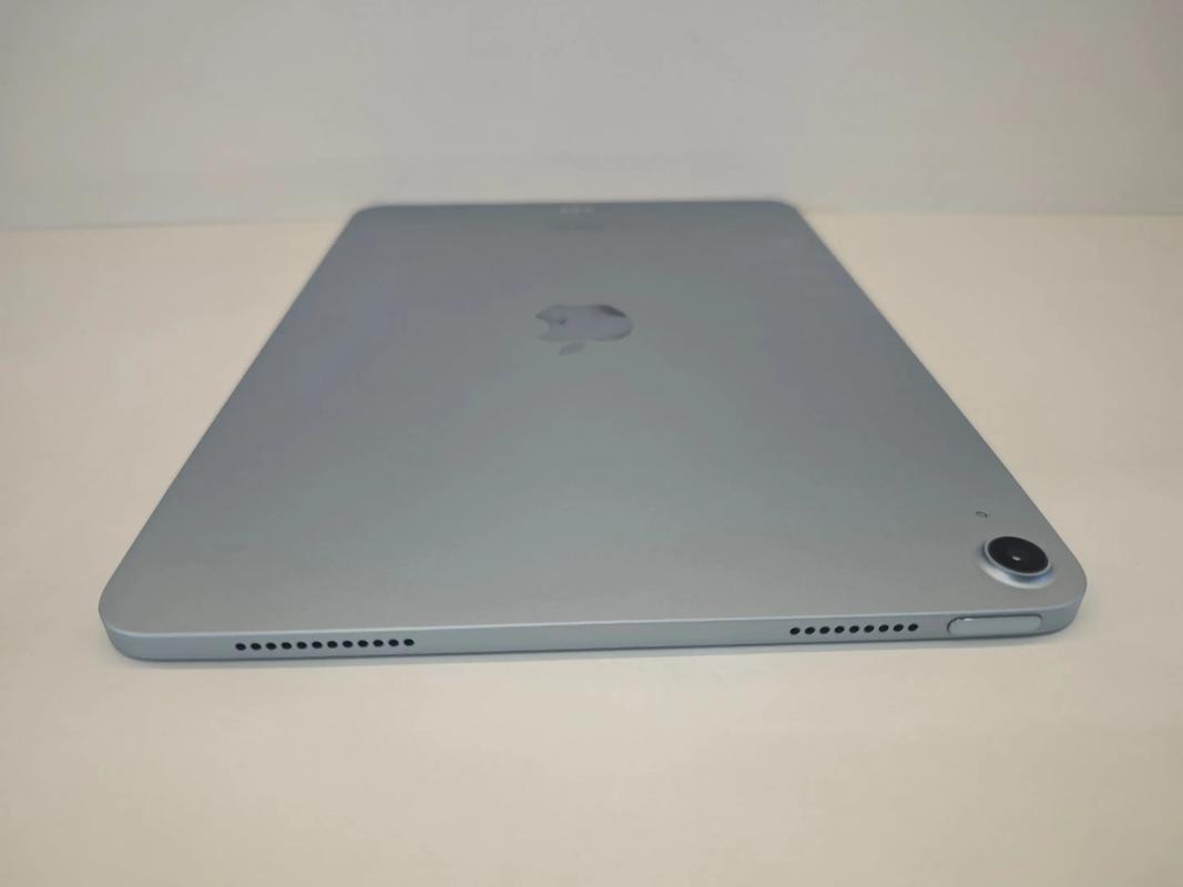 苹果每年什么时候发布macbook(苹果每年什么时候发布新品)