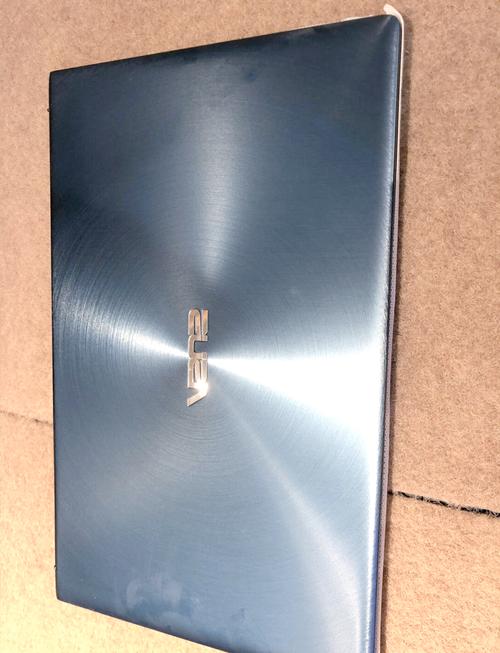 升级AI芯片,1kg+1cm超轻薄设计!新款华硕灵耀13值得买吗