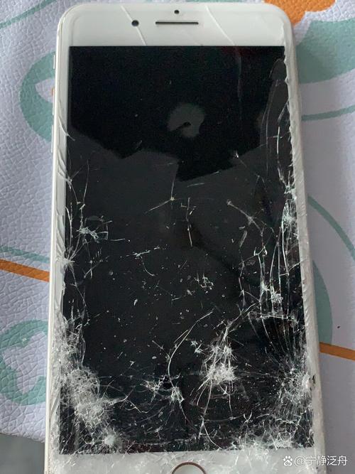 苹果8p碎了换屏多少钱?