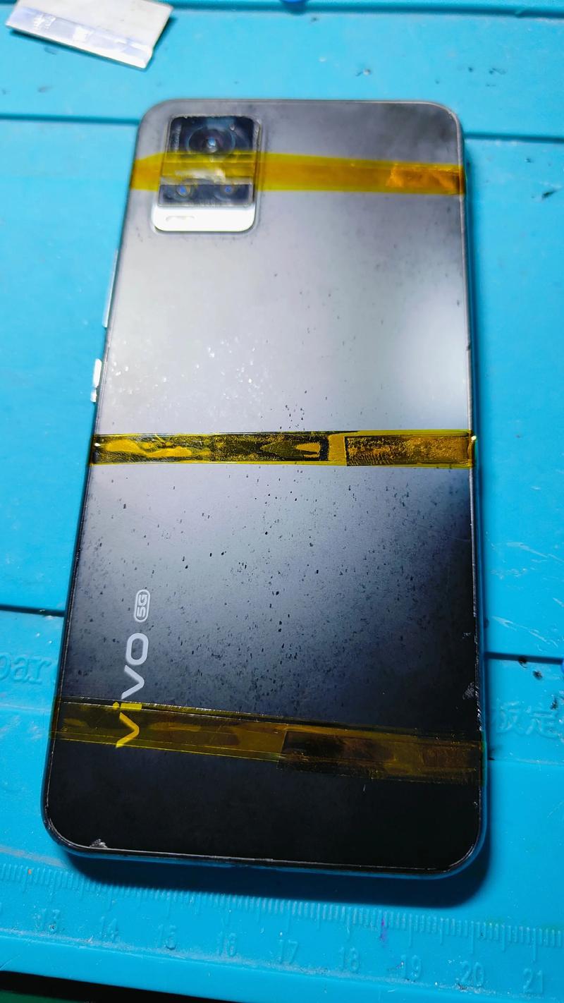 步步高vivos7内屏外屏坏了修大概要多少钱